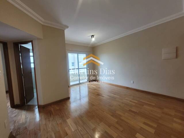 Apartamento para Venda em São José dos Campos - 2