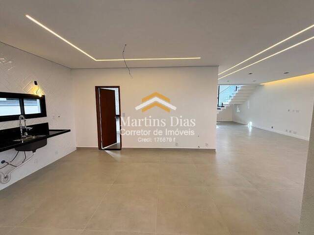 Casa em condomínio para Venda em São José dos Campos - 5