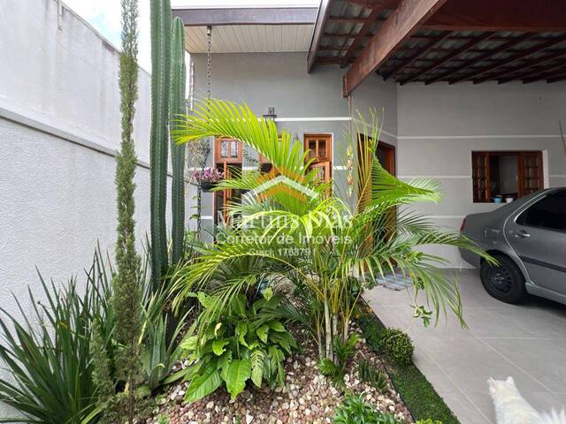 #CA1013 - Casa para Venda em Jacareí - SP - 2