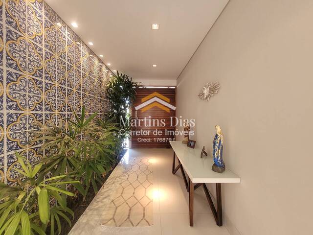 Venda em Condomínio Residencial Mirante do Vale - Jacareí