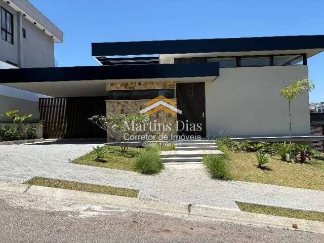 #748 - Casa para Venda em São José dos Campos - SP - 2