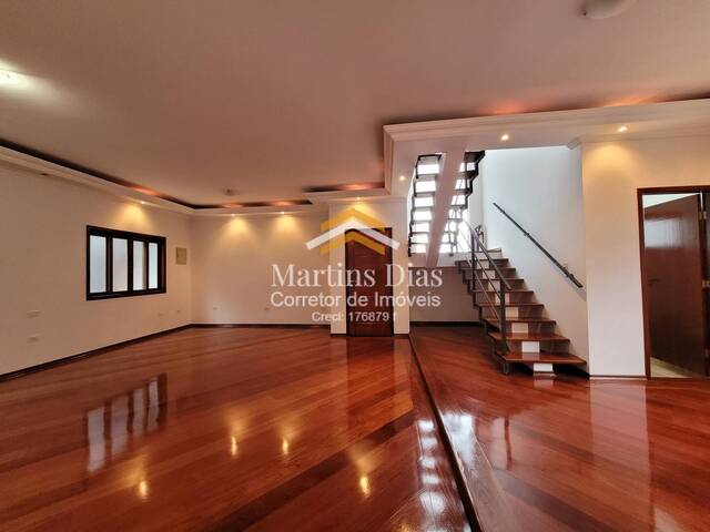 Casa para Venda em São José dos Campos - 4